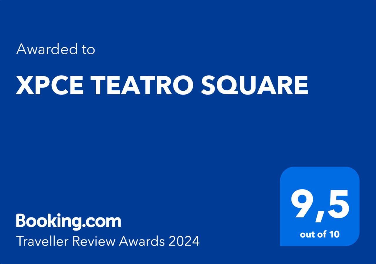 Апартаменти Xpce Teatro Square Малага Екстер'єр фото